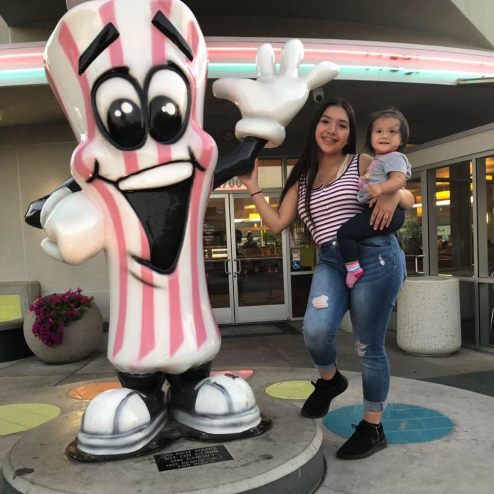 Meet your Posher, Maria